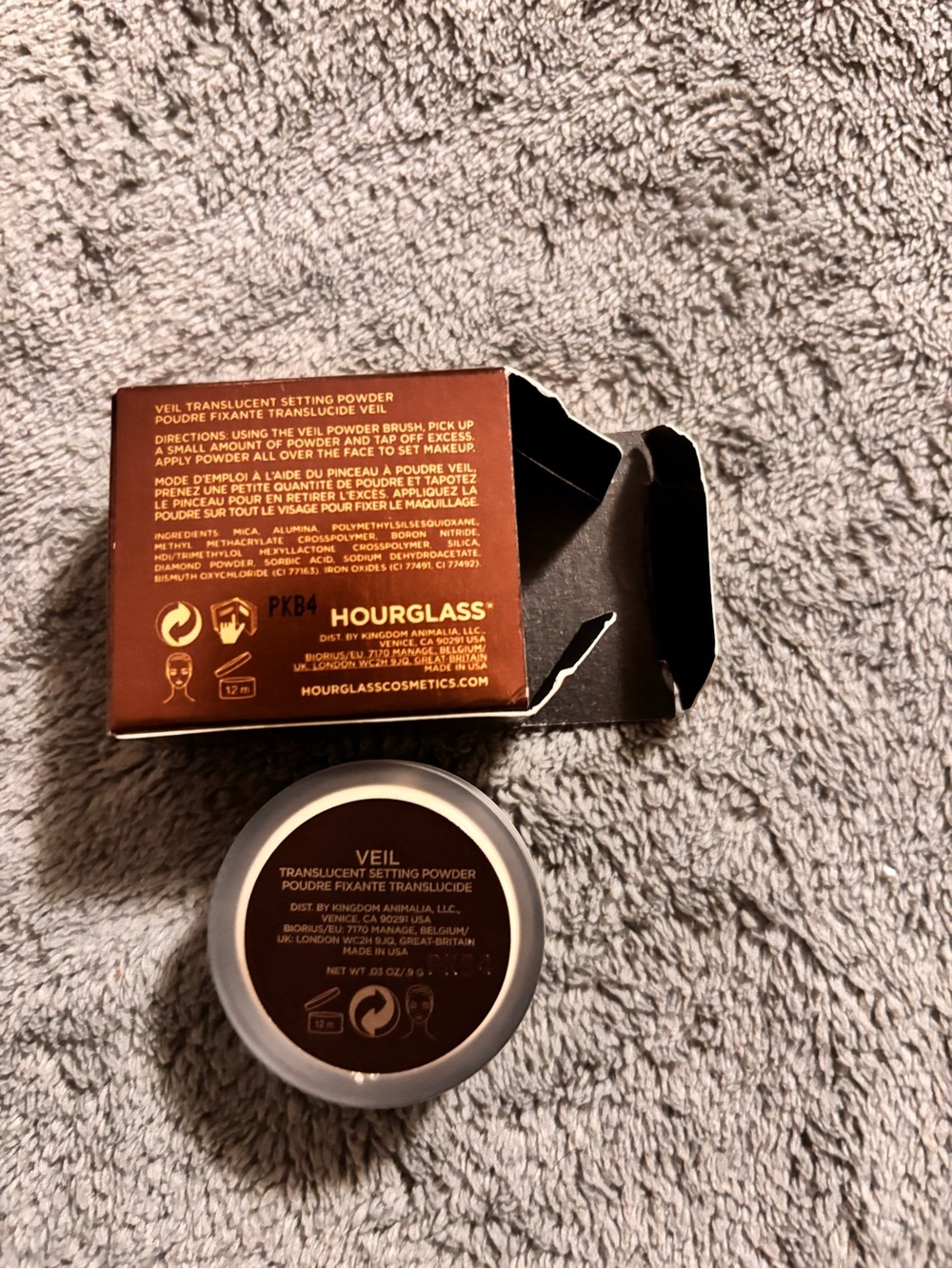 Makeup Setting Powder - Picture 2 of 5